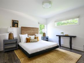 3817  Meadowdale Lane , Dallas Texas 75229