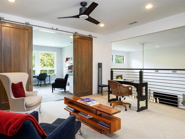3817  Meadowdale Lane , Dallas Texas 75229