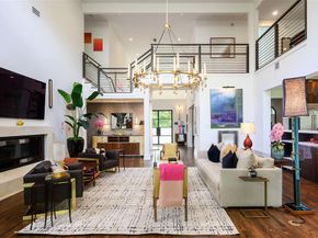 3817  Meadowdale Lane , Dallas Texas 75229