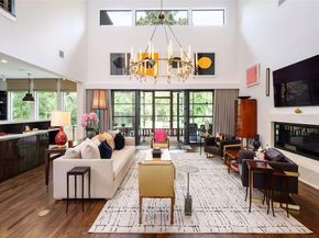 3817  Meadowdale Lane , Dallas Texas 75229