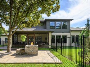 3817  Meadowdale Lane , Dallas Texas 75229