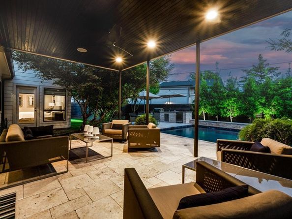 3866  Lively Lane , Dallas Texas 75220