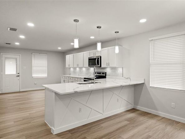 1021  Willow Tree Drive , McKinney Texas 75071