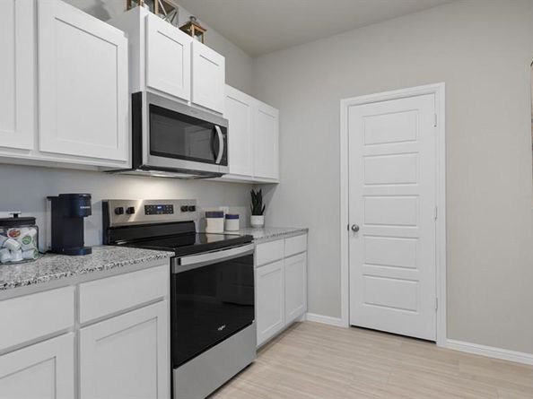 3045  PECAN FARM Lane , Fort Worth Texas 76140