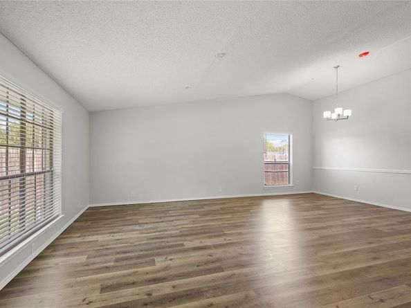 6901  Wicks Trail , Fort Worth Texas 76133