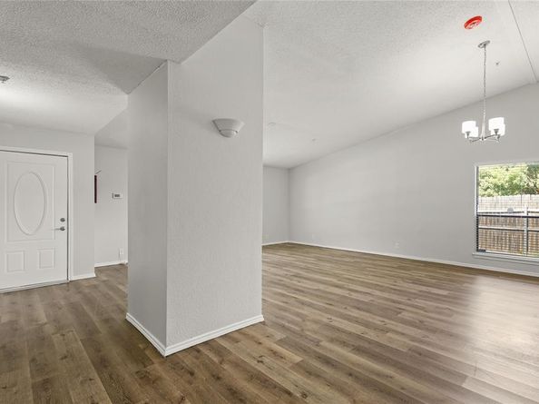 6901  Wicks Trail , Fort Worth Texas 76133