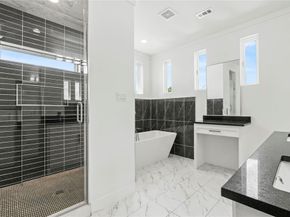 1916  Shaw Street , Dallas Texas 75212