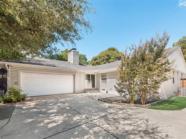 2430  Springhill Drive , Dallas Texas 75228