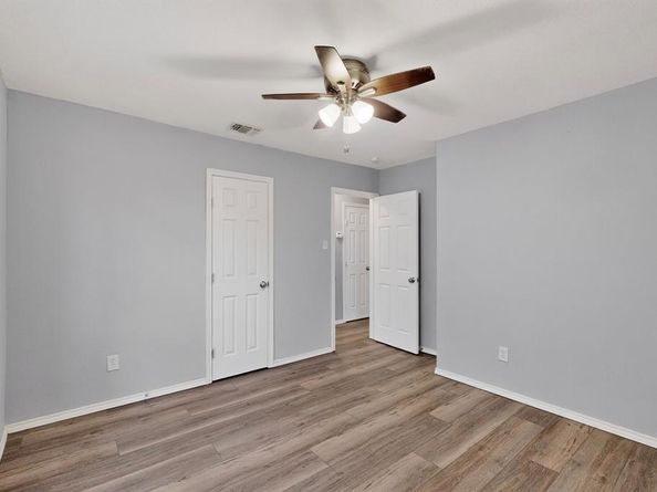 5717  Macrae Street , Haltom City Texas 76148