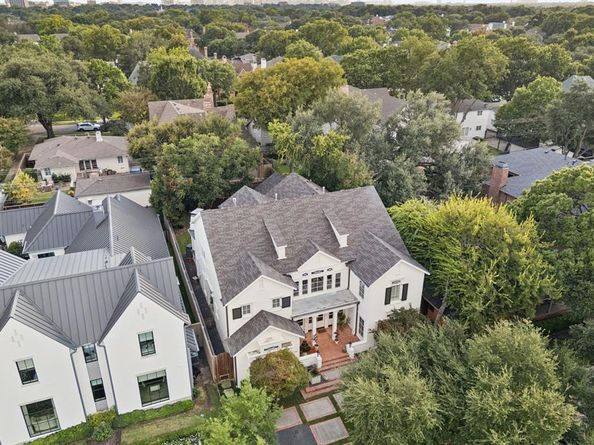 7518  Centenary Avenue , Dallas Texas 75225