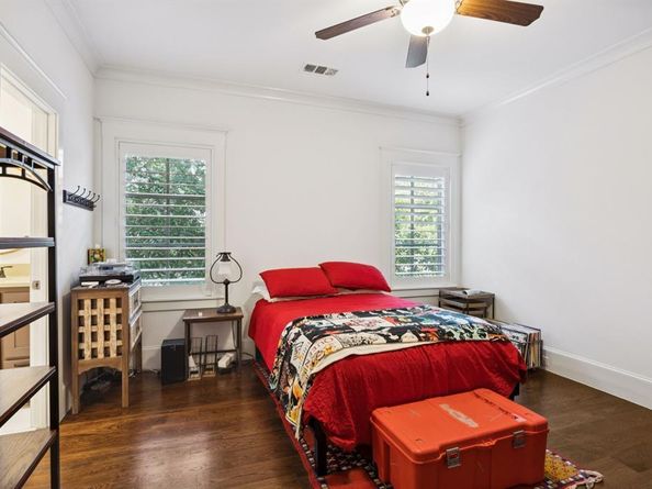 7518  Centenary Avenue , Dallas Texas 75225