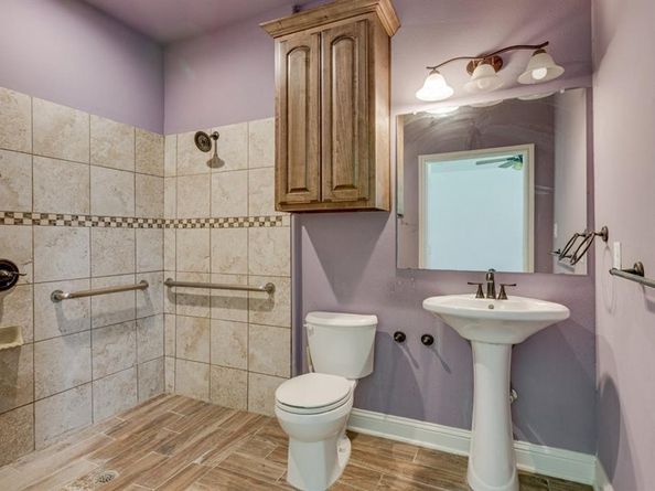924  Via Barcelona  , Mesquite Texas 75150