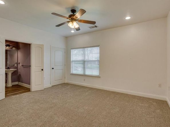 924  Via Barcelona  , Mesquite Texas 75150