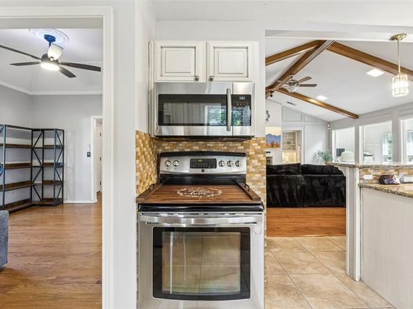 1912  Villanova Drive , Richardson Texas 75081