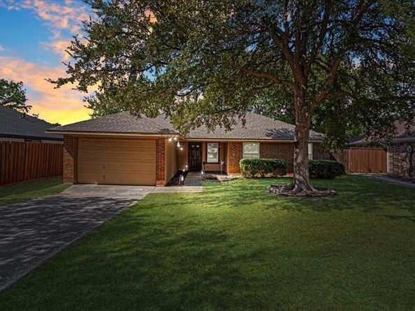 1104  Lock Ridge , McKinney Texas 75069