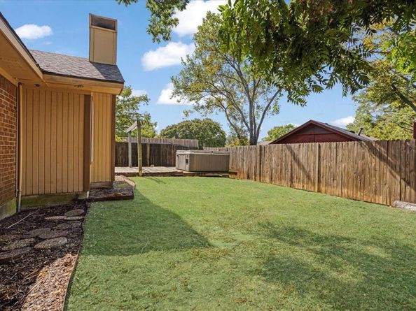 1104  Lock Ridge , McKinney Texas 75069