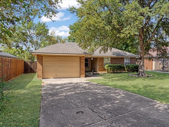 1104  Lock Ridge , McKinney Texas 75069