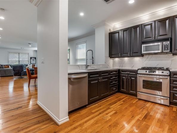 4223  Buena Vista Street  1, Dallas Texas 75205