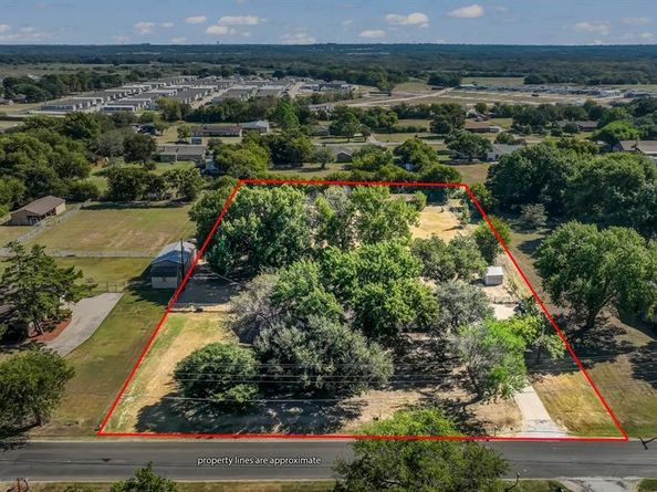 11001  Oak Grove Road S, Burleson Texas 76028