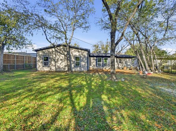 8012  Laura Street , North Richland Hills Texas 76180