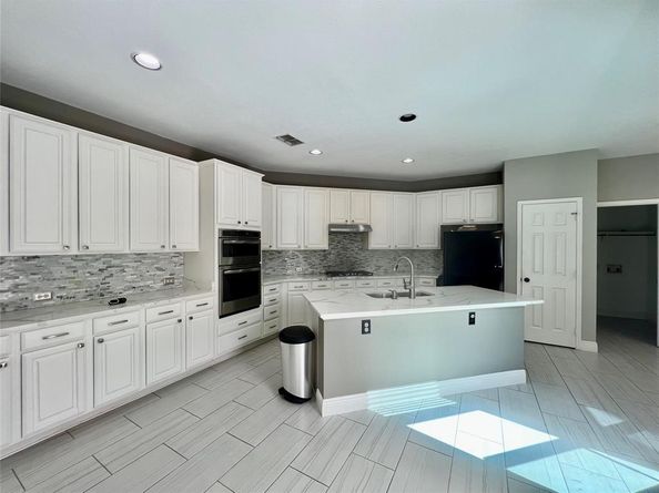 9704  Congressional Drive , Plano Texas 75025