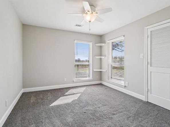 261  Meadowpark  , McLendon Chisholm Texas 75032