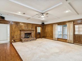 805  Newport Road , Fort Worth Texas 76120