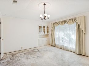 805  Newport Road , Fort Worth Texas 76120