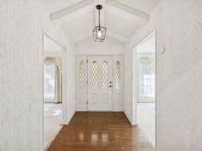 805  Newport Road , Fort Worth Texas 76120