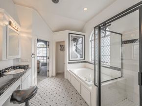 619  Lochngreen Trail , Arlington Texas 76012