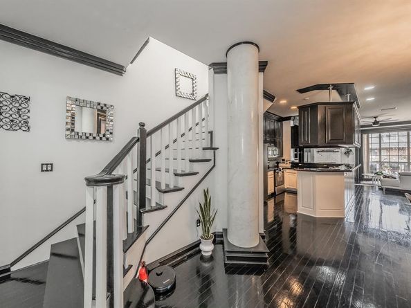 619  Lochngreen Trail , Arlington Texas 76012