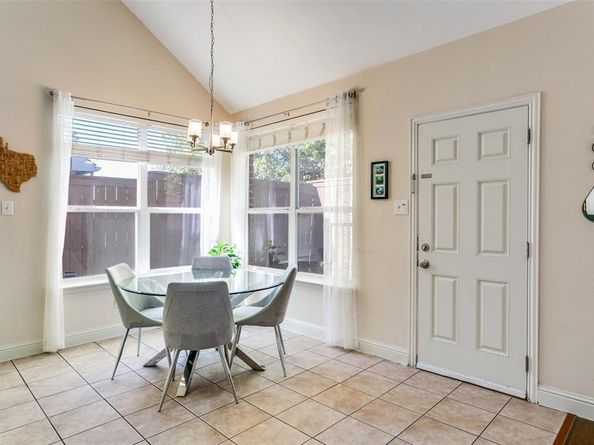 1201  Valley Vista Drive , Irving Texas 75063