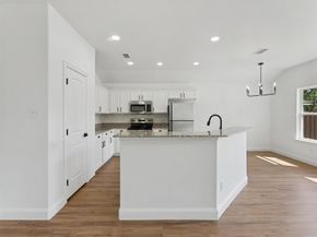 810  Ranch Road , Dallas Texas 75253