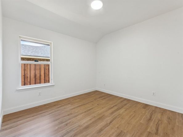 810  Ranch Road , Dallas Texas 75253