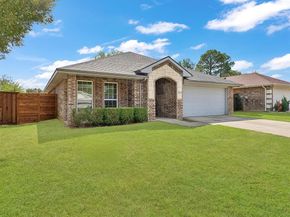 810  Ranch Road , Dallas Texas 75253