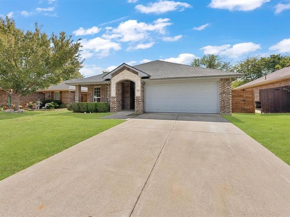 810  Ranch Road , Dallas Texas 75253