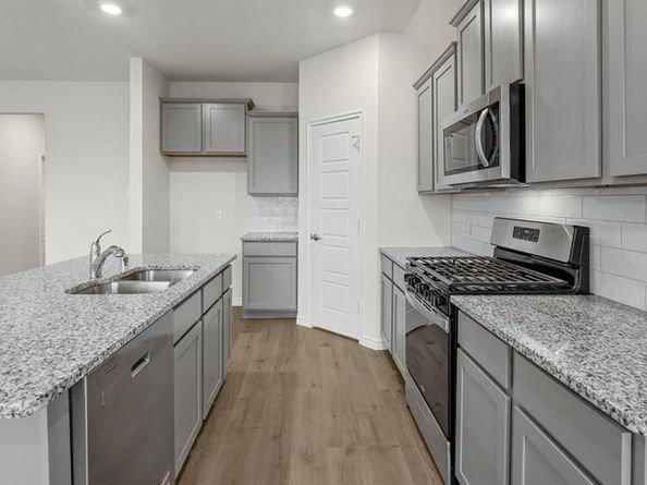 1915  Windy Banks Drive , Princeton Texas 75407