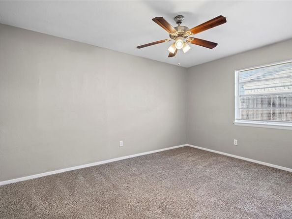 4021  Happy Canyon Drive , Dallas Texas 75241