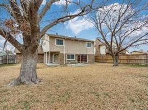 2520  Via Avenida Drive , Carrollton Texas 75006