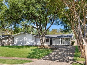 912  Warfield Way 