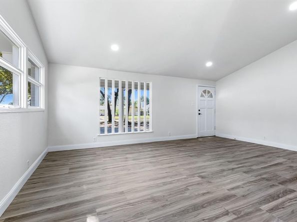 912  Warfield Way , Richardson Texas 75080