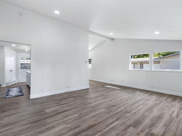 912  Warfield Way , Richardson Texas 75080