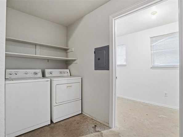 2902  State Street  5, Dallas Texas 75204