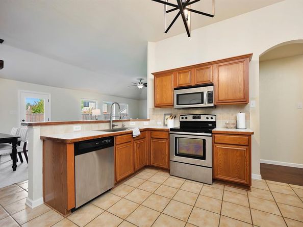 1333  Missionary Ridge Trail , Fort Worth Texas 76131