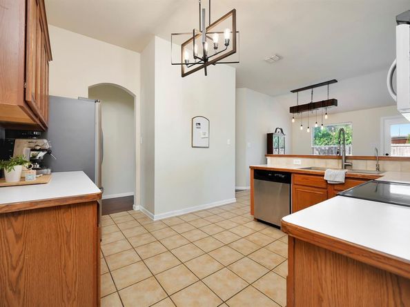 1333  Missionary Ridge Trail , Fort Worth Texas 76131
