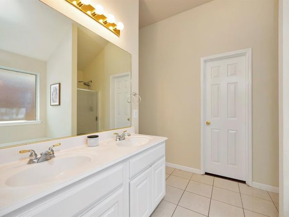 1333  Missionary Ridge Trail , Fort Worth Texas 76131