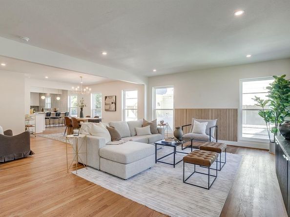 2560  Rogers Avenue , Fort Worth Texas 76109