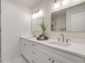 2560  Rogers Avenue , Fort Worth Texas 76109