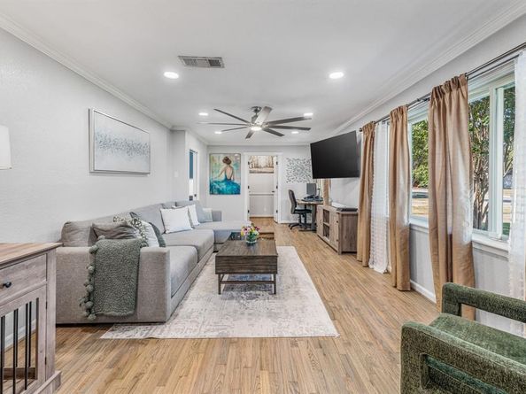 303  Nottingham Drive , Richardson Texas 75080