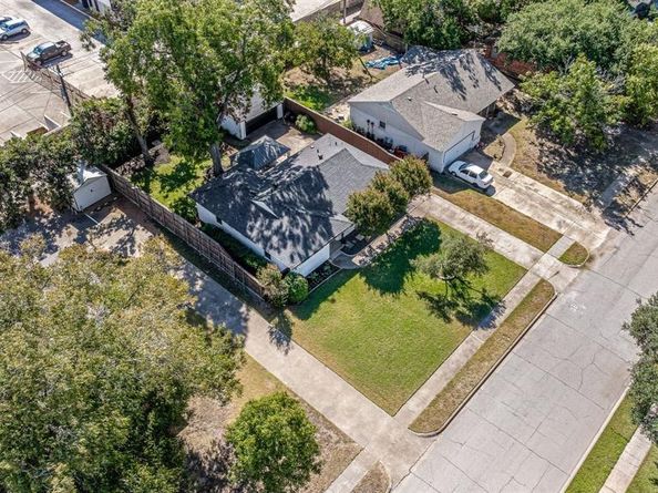 303  Nottingham Drive , Richardson Texas 75080